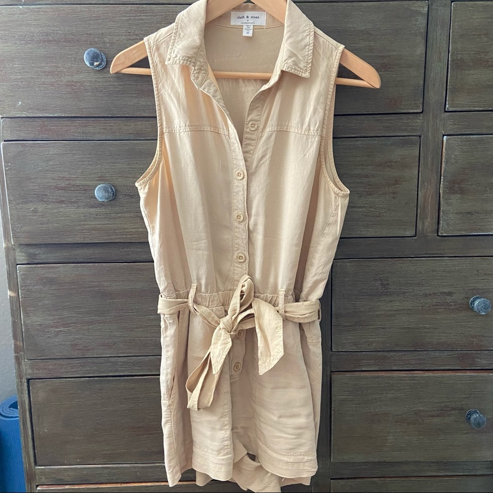 Anthropologie Cloth and Stone Romper XS